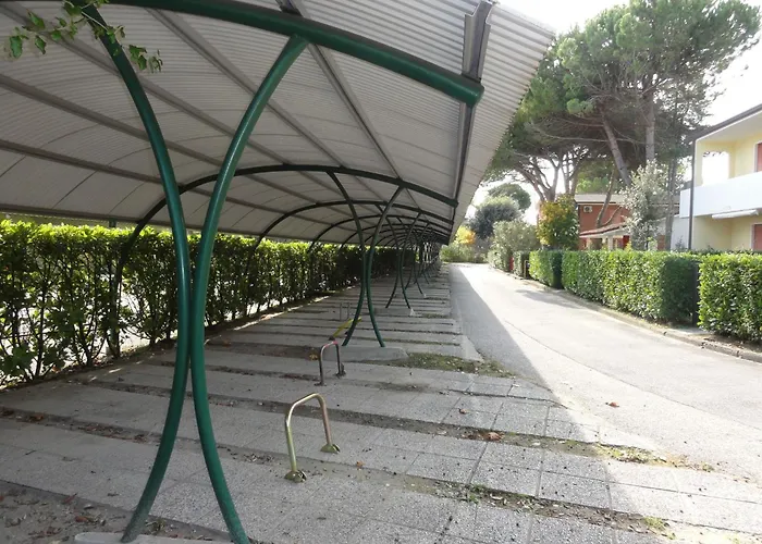 아파트 Bright Flat With Shared Pool 비비오네